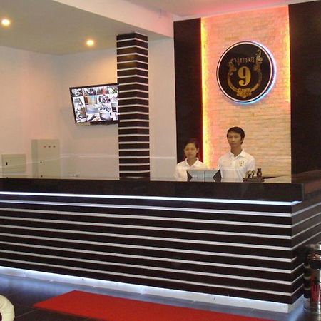โรงแรมนัมเบอร์9 พนมเปญ ภายนอก รูปภาพ