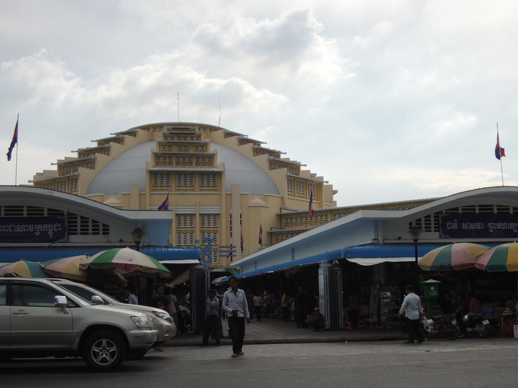 โรงแรมนัมเบอร์9 พนมเปญ ภายนอก รูปภาพ